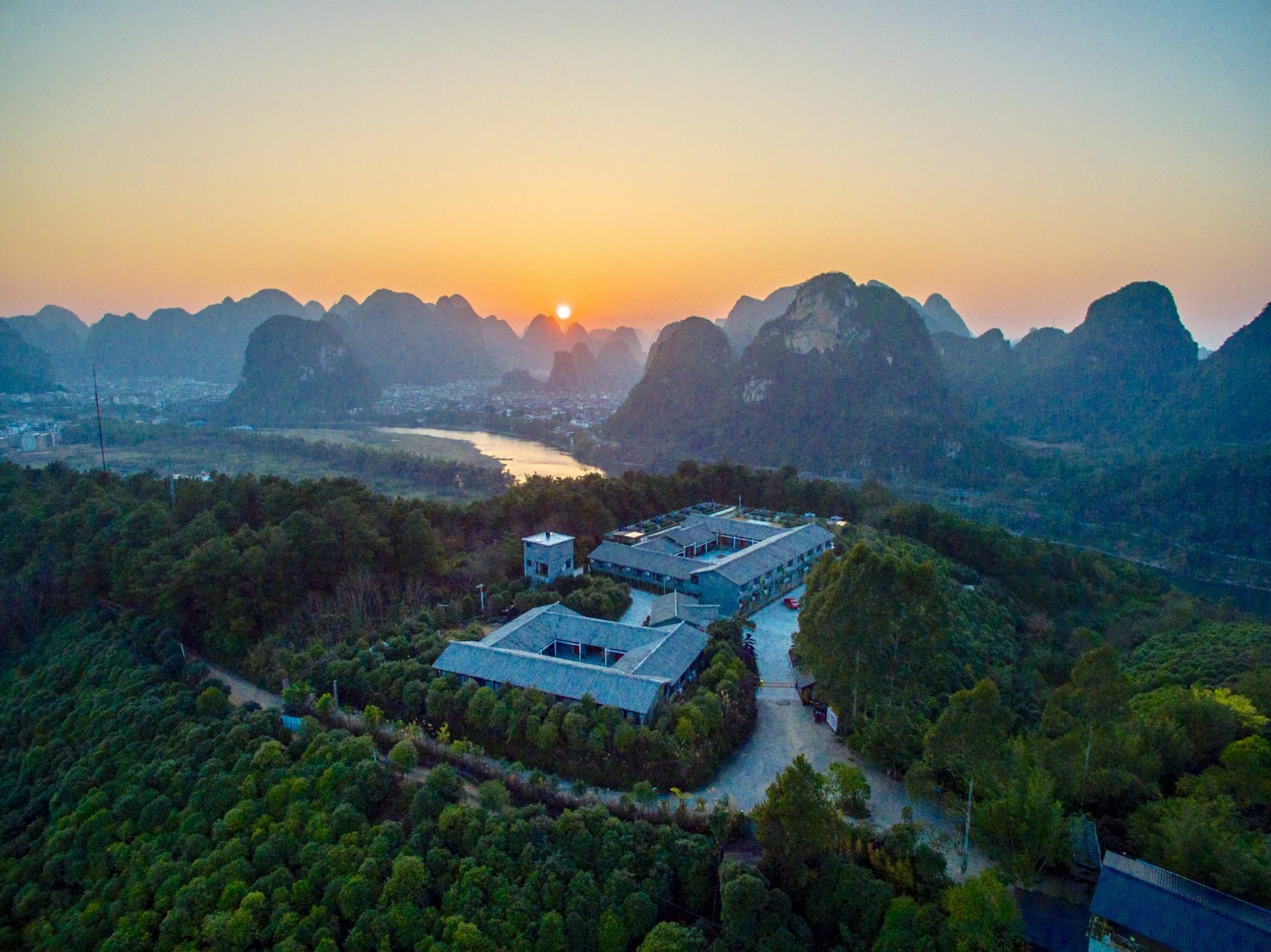 Yangshuo Mountain Top Retreat Exteriör bild